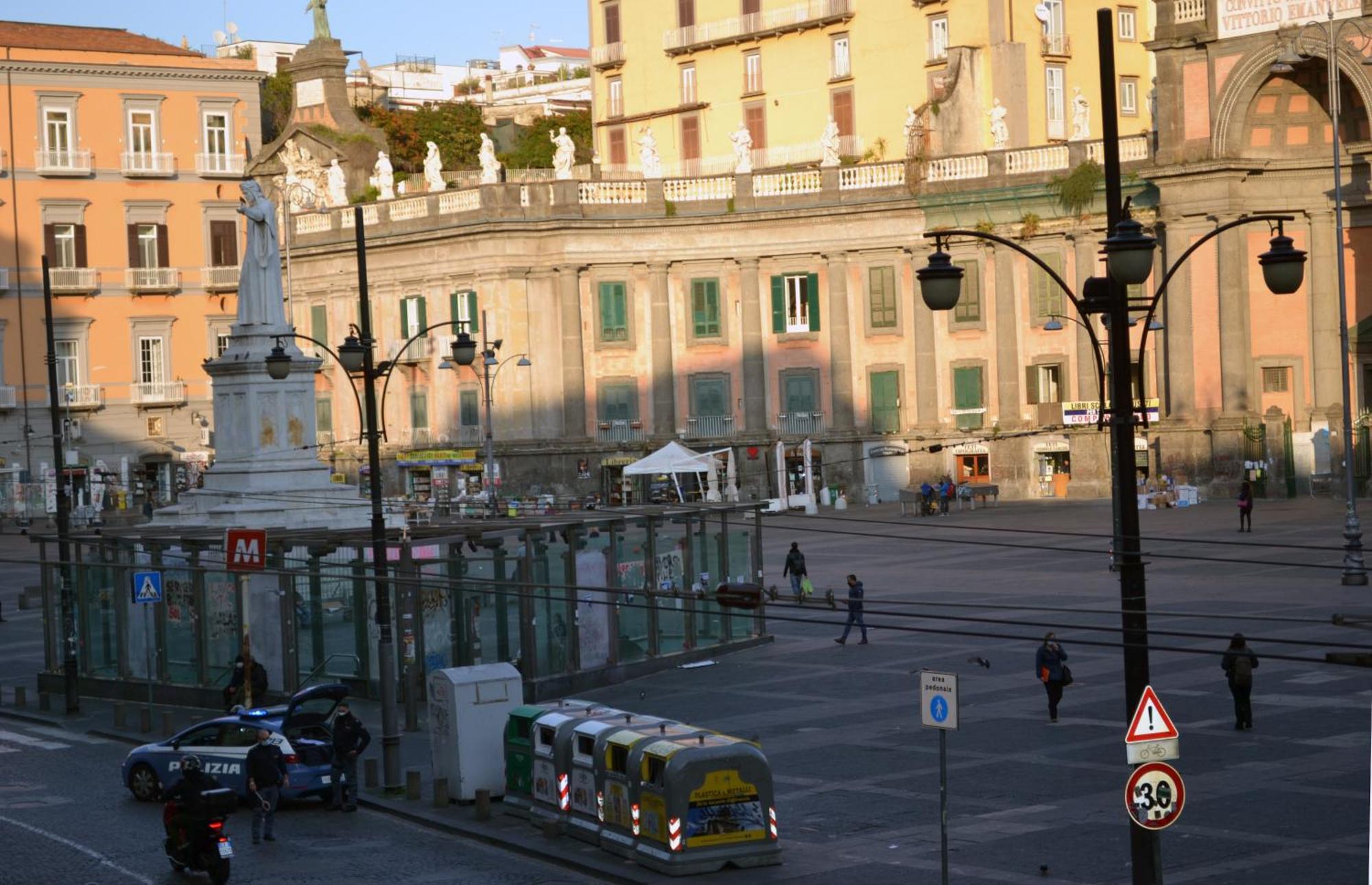 Questo Rinascimento Casa Newman Napoli Eksteriør bilde